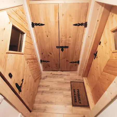 Beskidzka Kepa - Z Balia I Pieknym Widokiem Na Gory *