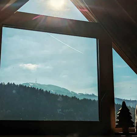 Beskidzka Kepa - Z Balia I Pieknym Widokiem Na Gory