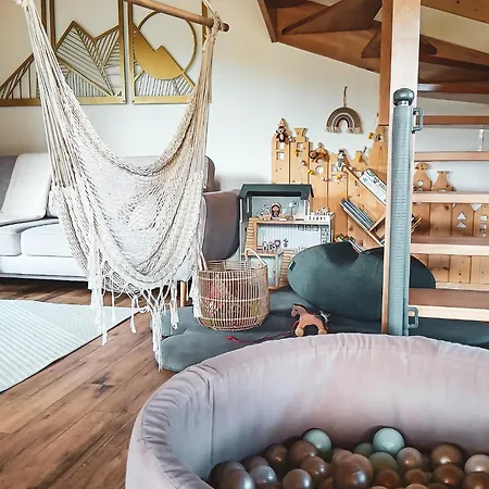 シャレー Beskidzka Kepa - Z Balia I Pieknym Widokiem Na Gory シュチルク