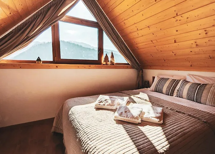 Beskidzka Kepa - Z Balia I Pieknym Widokiem Na Gory * Щирк